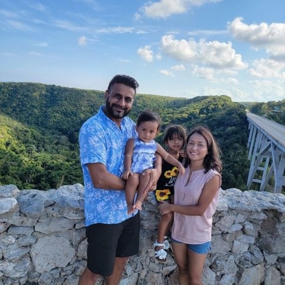 Meet your Posher, Nadia - Picture 1 of 1